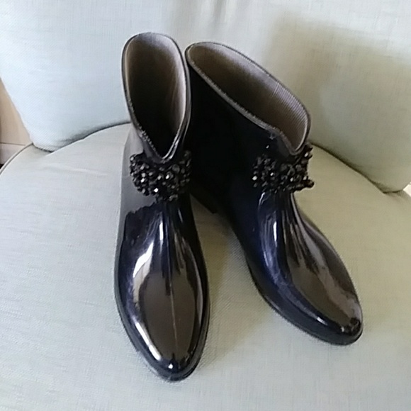 HENRY FERRERA Shoes - PRETTY RAIN BOOTS.☔☂️☔